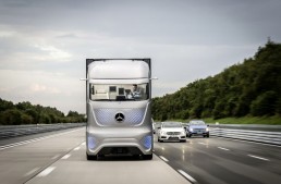 Mercedes-Benz unveils the Future Truck 2025