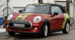 MINI Cabrio and MINI Clubman spied during testing in Munich