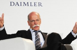 Dieter Zetsche isn’t worried about Apple building the iCar