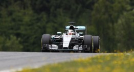 Austria F1 qualifying: Hamilton gets pole, Rosberg comes second