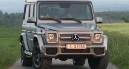 Autoblog reviews the 2015 Mercedes-Benz G 65 AMG