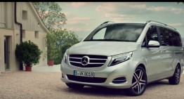 The Mercedes-Benz V-Class – Ready for Roger Federer and 2 sets of twins