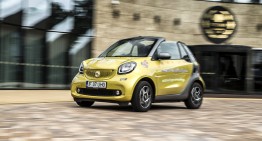 smart fortwo cabriolet – The urban joy toy extending summer