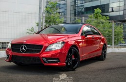 Mercedes CLS dipped in red candy