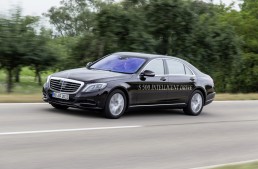 Mercedes-Benz wins prize for autonomous driving technology