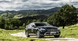 The Mercedes-Benz E 400 d All-Terrain gets the S-Class inline-six diesel engine