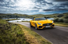 This is the new Mercedes-AMG GT S Roadster – Open air fun