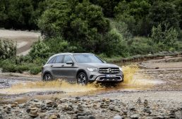 Mercedes-Benz sales – Still number one in the premium segment