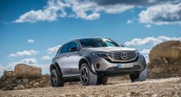 The Mercedes-EQC 4×4² shows off with its off-road capabilities