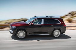 First review Mercedes-Maybach GLS 600 by auto und sport magazine