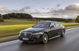 Mercedes sales up 2% in the first nine months of 2023