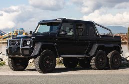 Hammer under hammer. A Mercedes-Benz G 63 AMG 6×6 is for sale