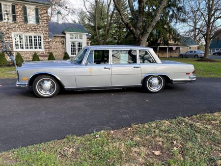 Elvis-Presley-Mercedes-Benz-600-2