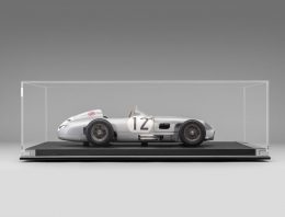 Stirling Moss’ racing Mercedes-Benz W196, incredibly detailed model