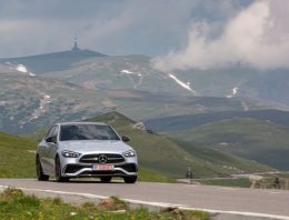 First test Mercedes C-Class W206: Much more than a mini S-Class