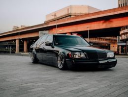 Mercedes-Benz W140 gets a major makeover, becomes a Mafia car