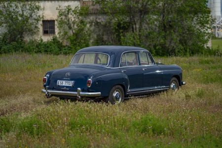 Mercedes-Benz 220 S Ponton (3)