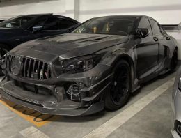 Mercedes-Benz CLA With Strange Body Kit – Out of a Video Game or Out of Hell?