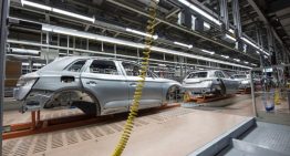 What Education Does a Technician Need to Work in a Mercedes-Benz Factory?