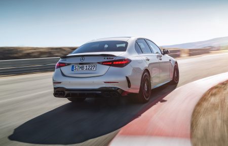 Mercedes-AMG C 63 S E Performance Breaks Cover (11)