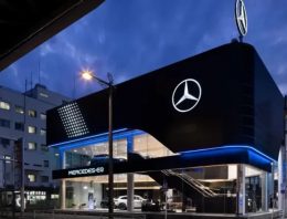 Mercedes-Benz Opens EV-Only Store in Japan, It’s World’s First