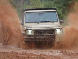 Mercedes-Benz G 550 Professional Is Off-Road Ready