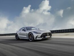 2024 new Mercedes-AMG GT with integral steering and four-wheel drive