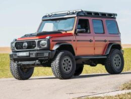 Mercedes G-Class by Delta 4×4 That Looks Like a G-Class 4×42 But Has No Portal Axles